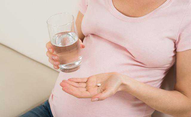 怀孕一个月进行剧烈运动是否会导致流产?